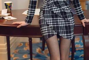 HuaYang花漾 – 无法自拔的夏沫沫tifa御姐资源，呵，真会引人自问。
