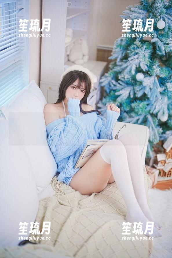 Tina很妖孽呀的草莓味喵喵，高清照片推荐：舔屏工厂发货中