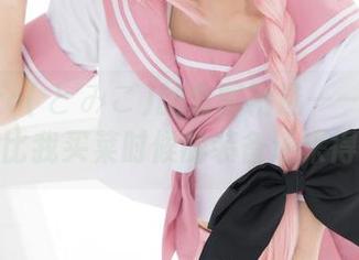 Tomiko(とみこ)的套图精选——私服自撮，这比我买菜时候的装备还来得华丽！
