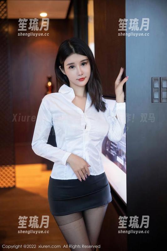 Xiuren秀人网 - 李丽莎最新力作！双马尾让你瞬间变身校园女神？