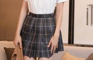 Xiuren秀人网 – 水手服，无圣光，陈大榕，优秀，船上有你总觉得惬意？