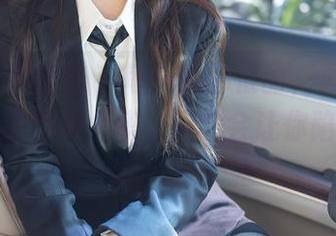 YouMi尤蜜荟 – 每一张都很甜，周于希的天下无敌甜心合集，可能会让你陷入迷醉。