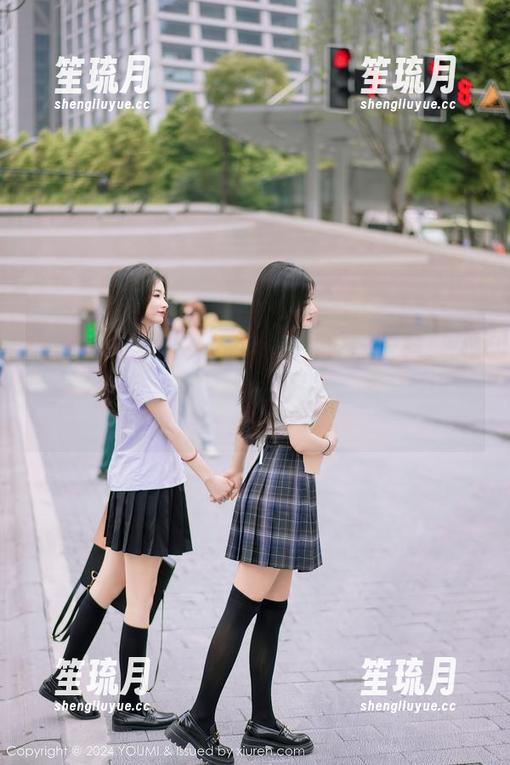 YouMi尤蜜荟-娜娜TINA YouMi尤蜜荟 - 定制吊带,娜娜TINA的选择,图片背后那小小的心机,一定得留意。