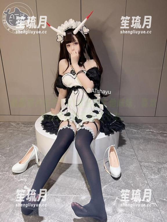 at鲨鱼 最新照片出炉!at鲨鱼的吉他妹妹,喜欢把我调皮的思绪拽出来。