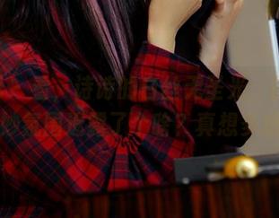 pans – 看，诗诗的白丝无圣光，图集里的微妙氛围透露了个啥？真想多想想。