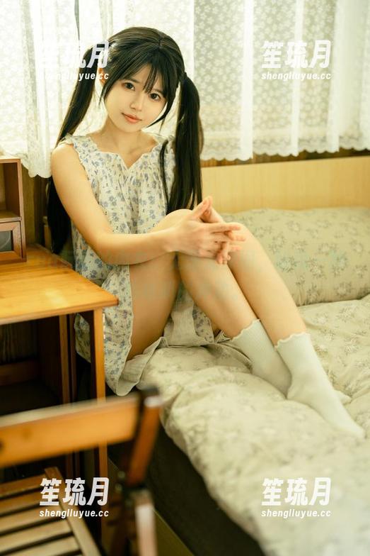 rua阮阮 rua阮阮的内衣:无圣光原图,给我一种咕咕叫的冲动。