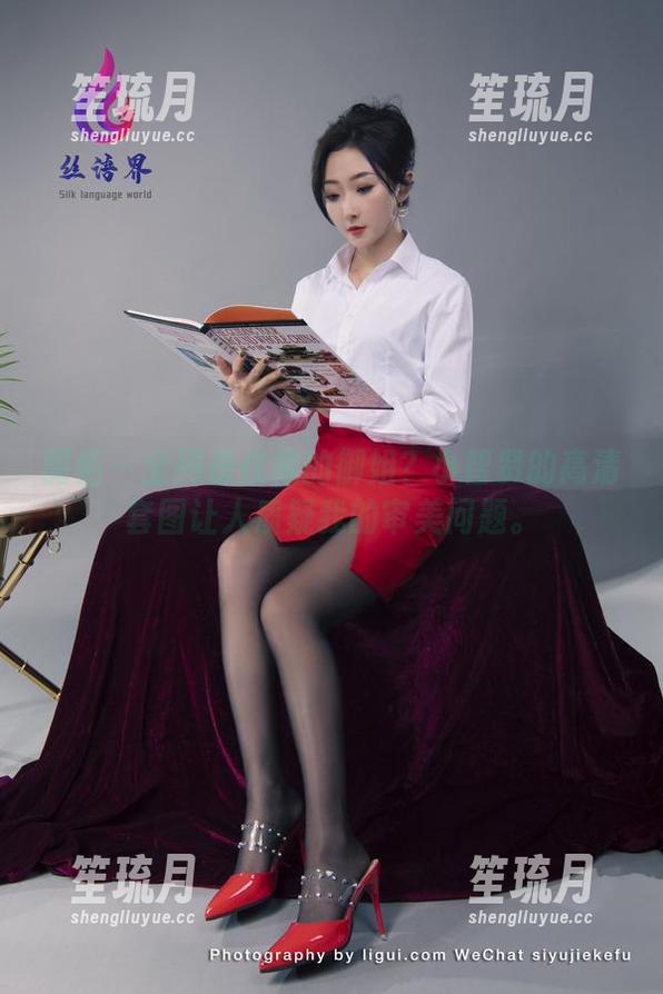 丽柜-小智贤 丽柜 - 全网最优雅的御姐?小智贤的高清套图让人质疑我的审美问题。