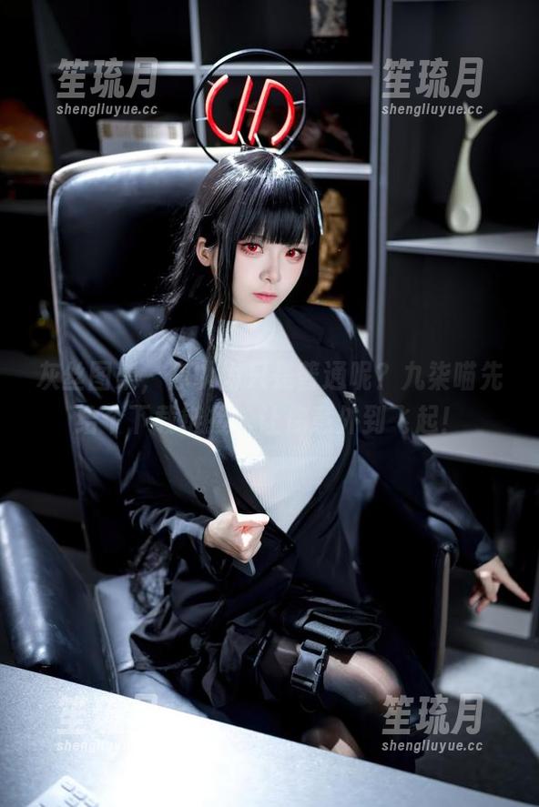 灰丝图集，你以为只是普通呢？九柒喵先给个下载链接，让你意外到飞起！