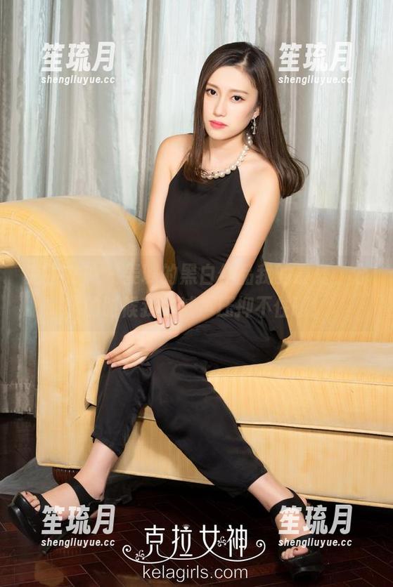 克拉女神 - 姜璐的黑白作品我的最爱，分享的时候我呐喊声压抑不住啊！