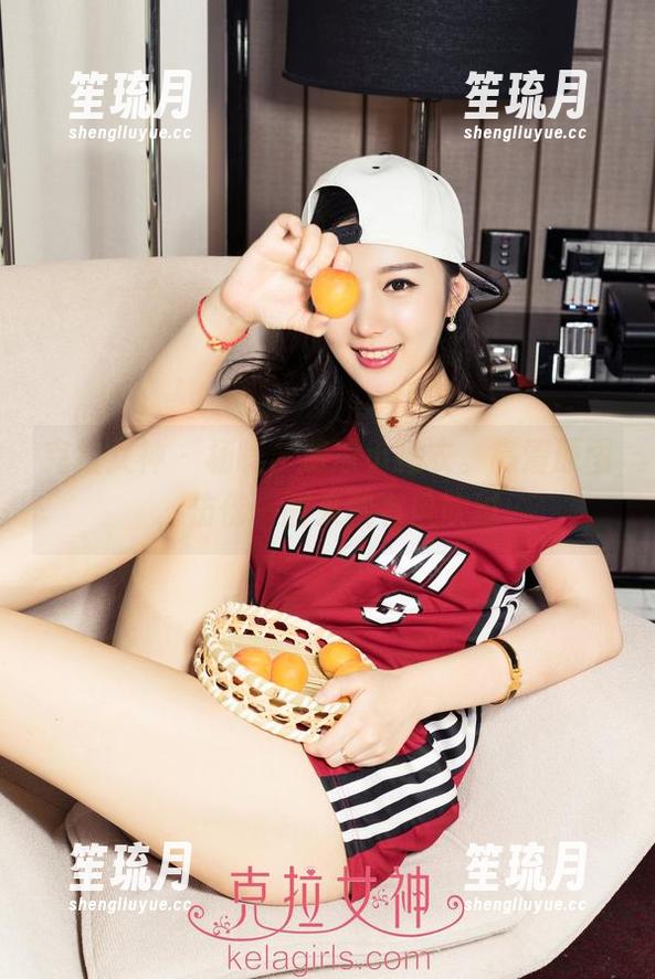 克拉女神 - 杨暖，清凉小睡衣。高清原图，仿佛一醒来就有风吹过