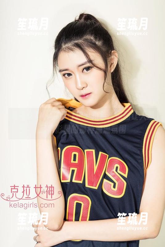 克拉女神-苏可可 克拉女神 - 苏可可护士角色,原图让人想起电影里的那种潮流氛围