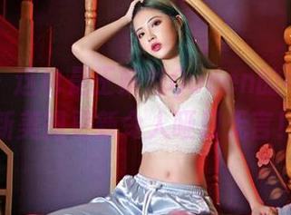 嗲囡囡 – 这也是王婉悠Queen的可爱？！新美图更新令人哑口无言！