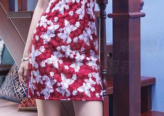 头条女神 – 忘记流量密码，琳琳的JK写真高清到我想一键保存！