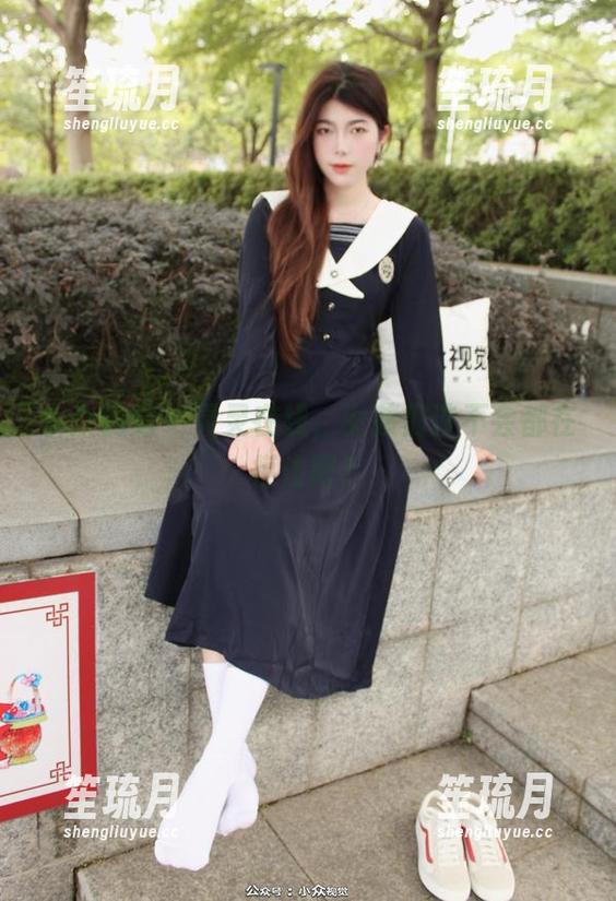 小众视觉 - 灵灵在线，女孩们该不会都在模仿吧？