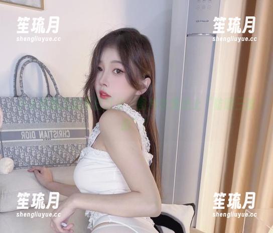 小小奶瓶儿的夏日狂欢，图片合集送上“防晒三部曲”！