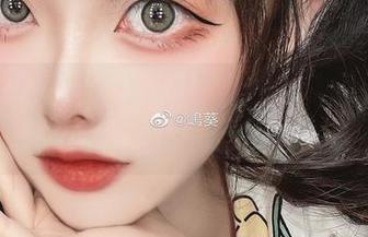 又来了！嶋葵用加藤惠和南小鸟的自拍图更新你一天的脑洞