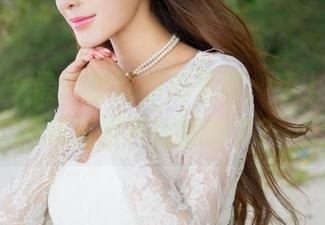 推女神 – 最新的赵伊彤写真：穿上红裙，连风都开始撒娇了？