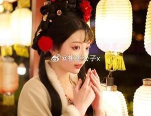 难以忘怀的桃墨公子，八重神子的原图似乎在诉说着什么，来吧细品。