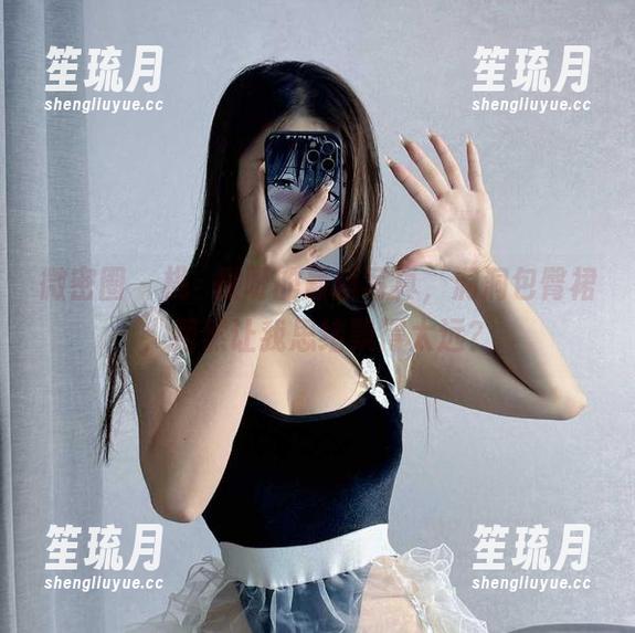 微密圈 - 桃沢樱呀的最新写真，洞洞包臀裙，居然让我思绪飘得太远？