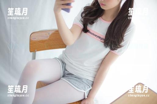森萝财团 - 水手服与卉子的碰撞，精选写真集的每一张都像在说：别再卖萌了，我快受不了了！