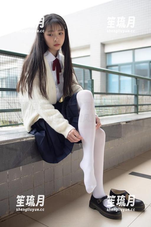 森萝财团 森萝财团来啦,樱流的高清写真如同轻薄的纱衣,微风拂过