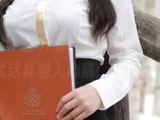 模范学院 – 睁开眼，方子萱的内衣私拍美图就这样潜入心底，慢慢发酵。