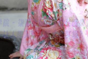 模范学院 – 柒喜小baby泳装图集，一个让人想入非非的水边梦境？