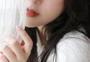 模范学院 – 梦梵的“白丝”作品，原图里竟不经意间流露出一丝……算了，我不说了。