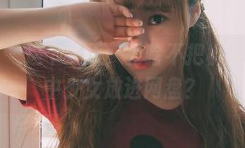波萝社 – 这个夏天，为啥不把柳侑绮的海中少女放进网盘？