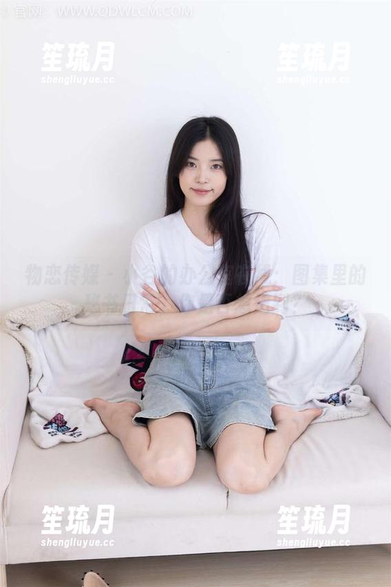物恋传媒-小谷 物恋传媒 - 小谷的办公室在线:图集里的秘书日常,你是否想迟到?