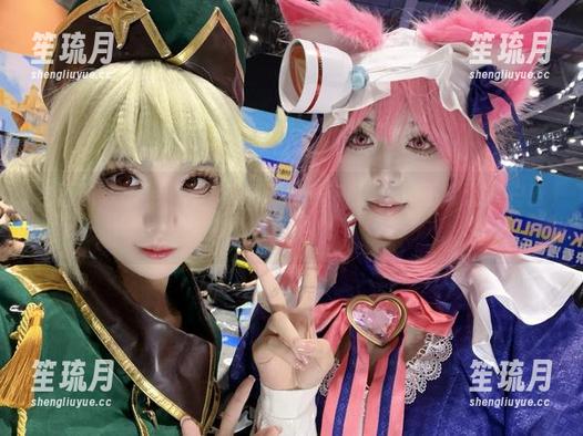 狐玖玖 当狐玖玖的秘书不止可爱,还能在线确保不会让客户昏昏欲睡!