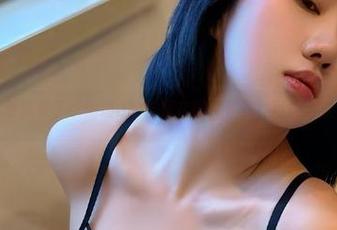 微密圈 – 更新来了！瑜瑾u的长腿套图，注意！可能会让你分心。