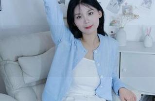 甜予摄影 – 小云的免费图集：剪指甲和泡脚的日常小确幸