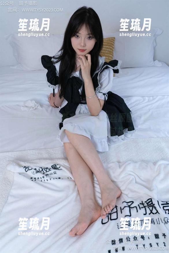 甜予摄影-璇璇 甜予摄影 - 璇璇在线寻找白丝原图,那一瞬间的轻柔啊,像风掠过指尖。