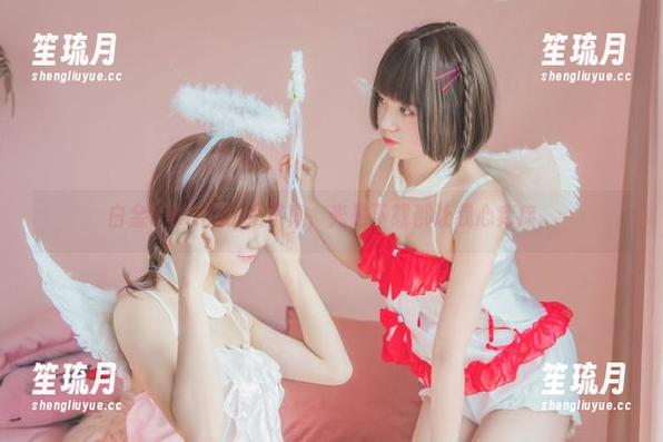 白金Saki的豹纹写真，光是下载都让我心痒痒。