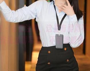 秀人网 – 各位注意，这里有周周不吃香菜在线透明写真，不怕被抓住！