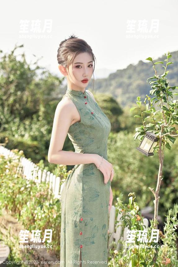 秀人网-周慕汐baby 秀人网 - 万圣节,周慕汐baby扮演的不是“女巫”,而是“美图发烧友”