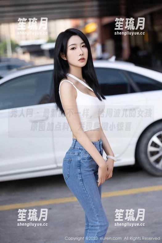 秀人网-周波儿 秀人网 - 最新的不一样,给周波儿的女孩原图加点料,发现些微小惊喜