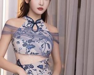 秀人网 – 白衬衫下的岁小岁，写真中的简约诱惑
