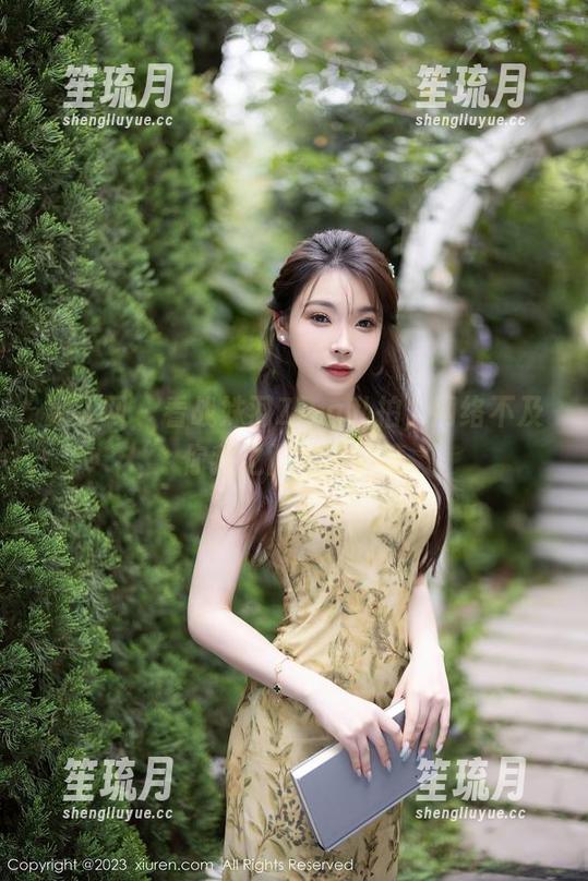 秀人网-战姝羽Zina 秀人网 - 看战姝羽Zina私拍,网络不及你我之间的网袜情
