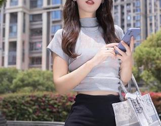 秀人网 – 在线识别王婉悠Queen婚纱，结果大家发现她的秘诀是变身B脸版的白色大象！