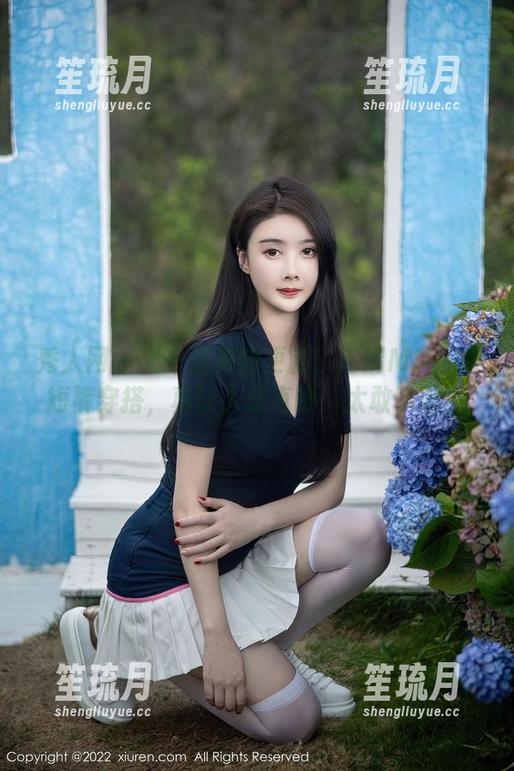 秀人网 - 又一波美图更新！肉晴MINI的短裤穿搭，真让人想直呼：太敢了吧？