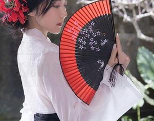 秀人网 – 这些高清图片，勾勒出蓝夏akasha红裙的每一个不经意转身。