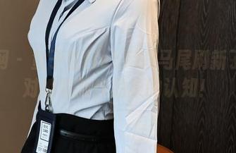 秀人网 – 鱼子酱fish用双马尾刷新了我们对她最新作品集的认知！