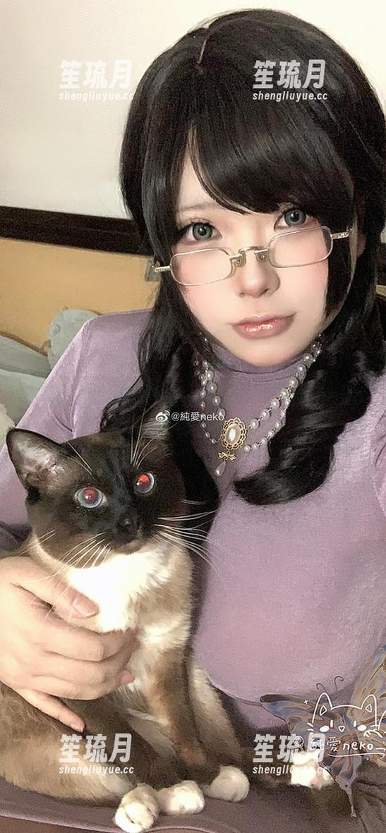 纯爱neko 私拍红裙,是不是太大胆了?“纯爱neko”,我真是佩服。