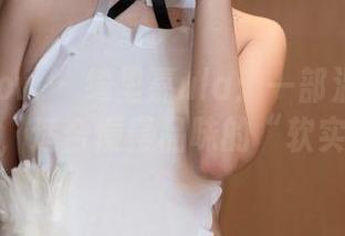 花漾show – 绮里嘉ula：一部温柔写真精选，适合慢慢品味的“软实力”