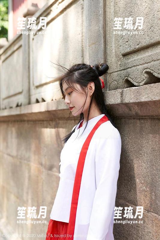蜜桃社-梦乃Mandy 蜜桃社 - 职业装写真新鲜出炉,梦乃Mandy总是一针见血地点到我们敏感的小心思。