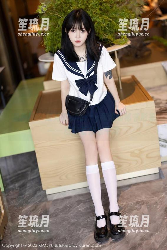语画界-绯月樱cherry 语画界 - 绯月樱cherry和她的秘书形象——图包看似很平常