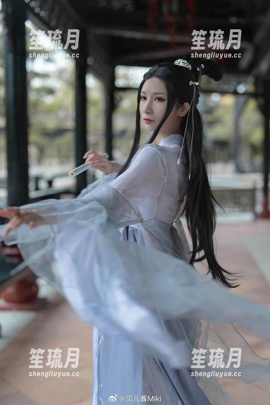贝儿酱Miki 免费图册?没问题!贝儿酱Miki的春梅COS全面接受你的点赞!