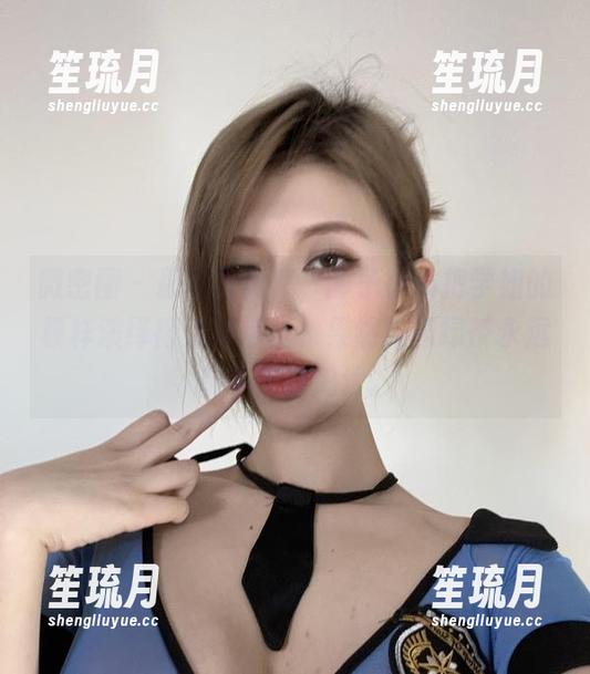 醇子小姨 微密圈 - 最新写真集,醇子小姨把学姐的模样演绎得活灵活现,果然校园绿茶永远都不会被淘汰。